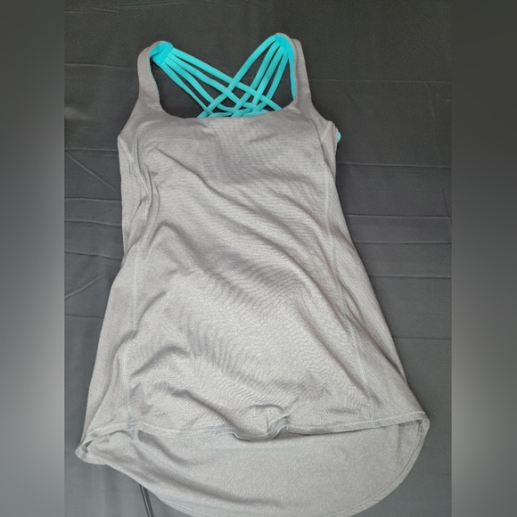 Tank top - Picture 2 of 6